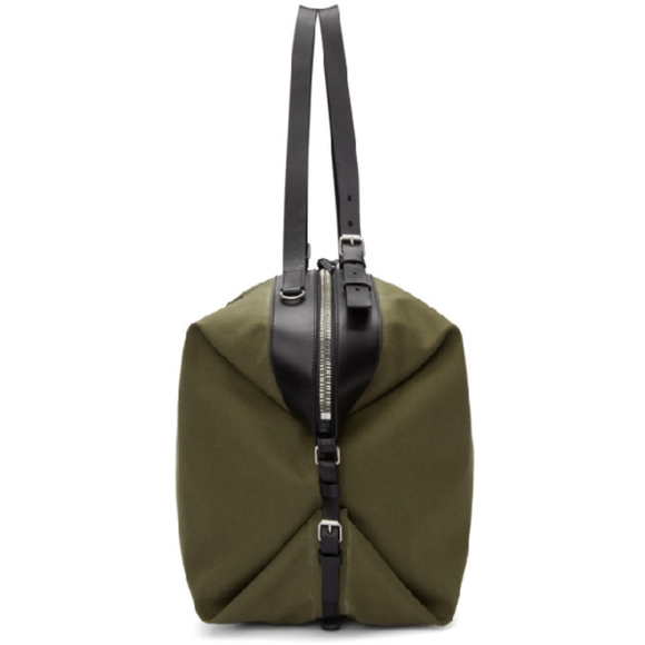 New Saint Laurent Ltd Edition Green Holdall Bag! - Picture 7 of 9